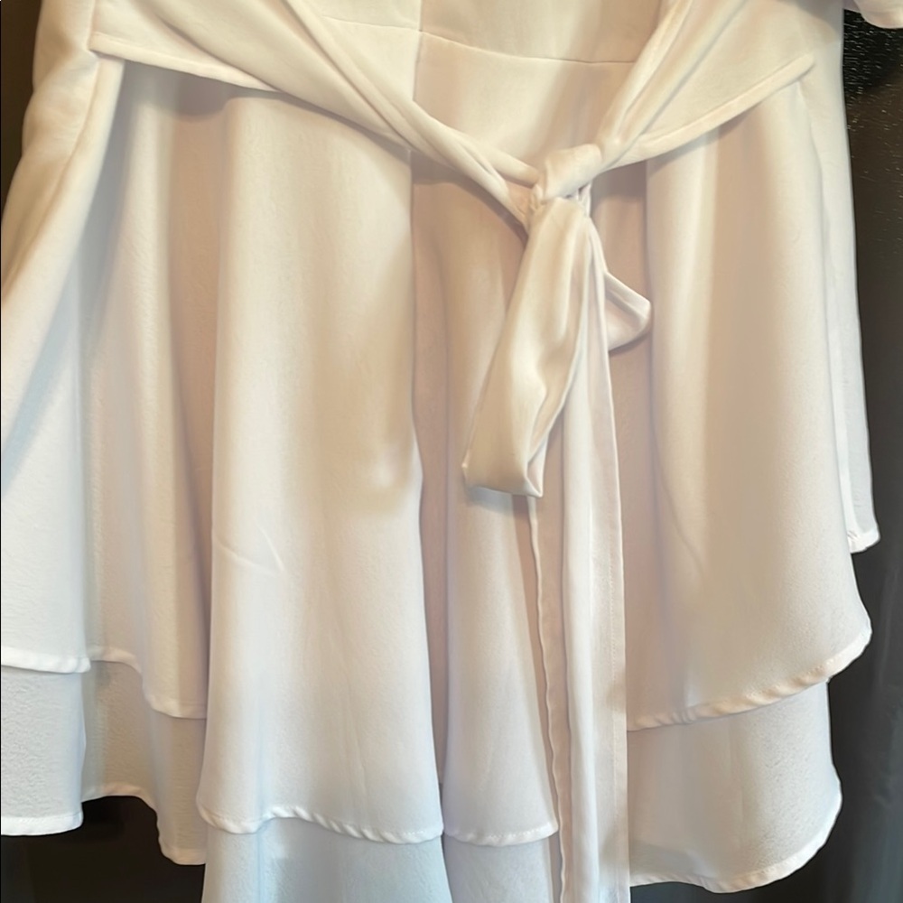 Unbranded women’s Size 2X layered top. Bell sleeves - Picture 8 of 10